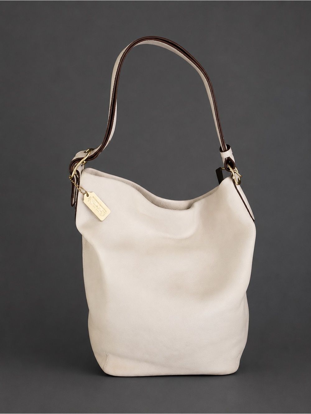 Vintage Coach Elegant Cream Leather Shoulder/ crossbody Bag, large